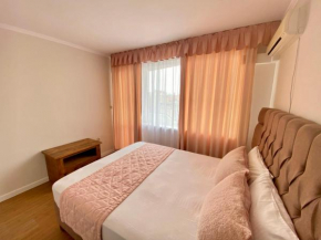 Wild Cherry 2 bedroom Apartament Economy-1